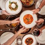 Lounge Restaurants Versus Traditional Dining