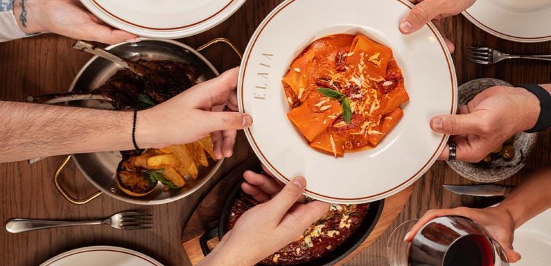Lounge Restaurants Versus Traditional Dining